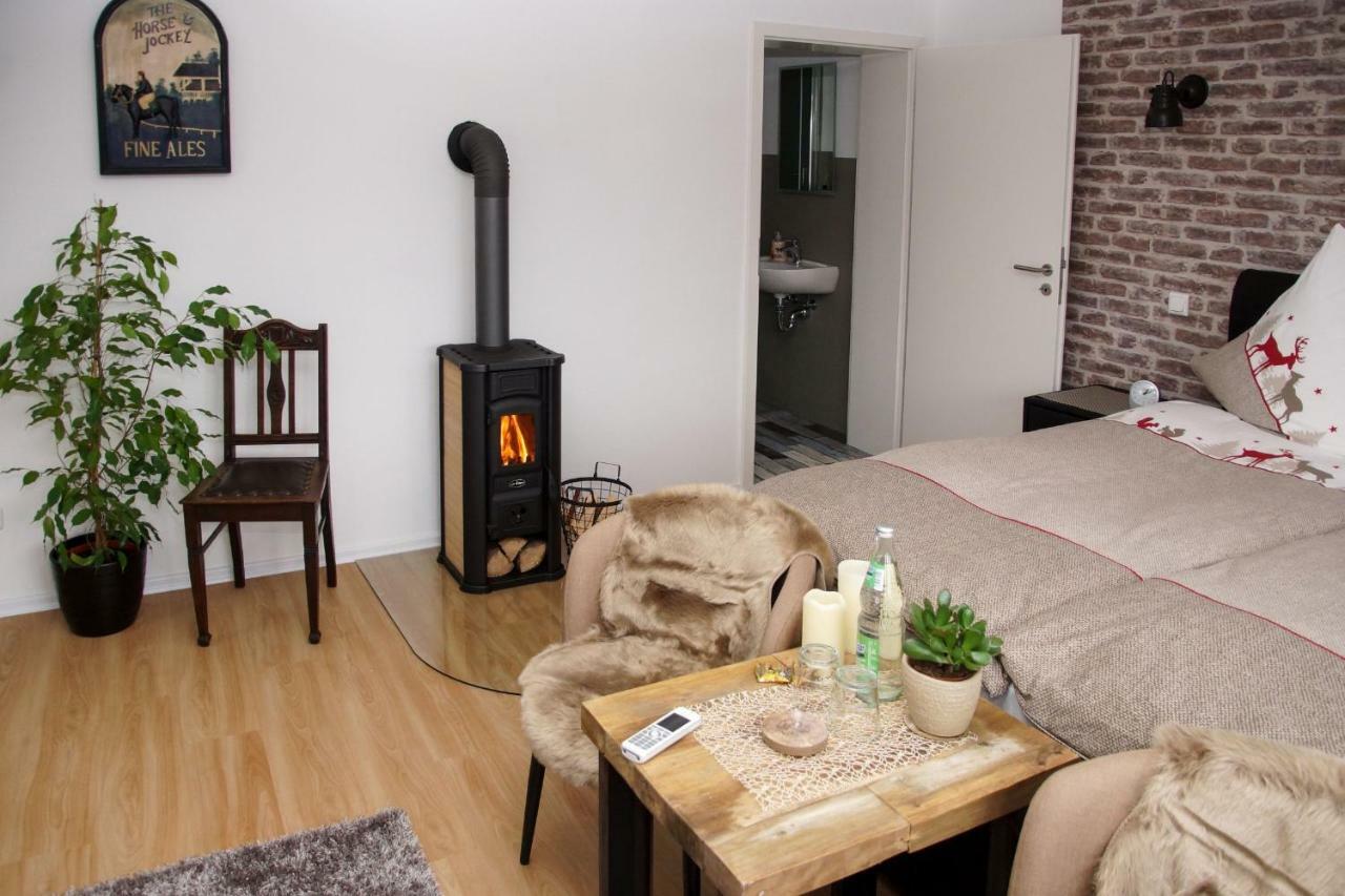 Gaestehaus Koehler Waldsolms Ngoại thất bức ảnh